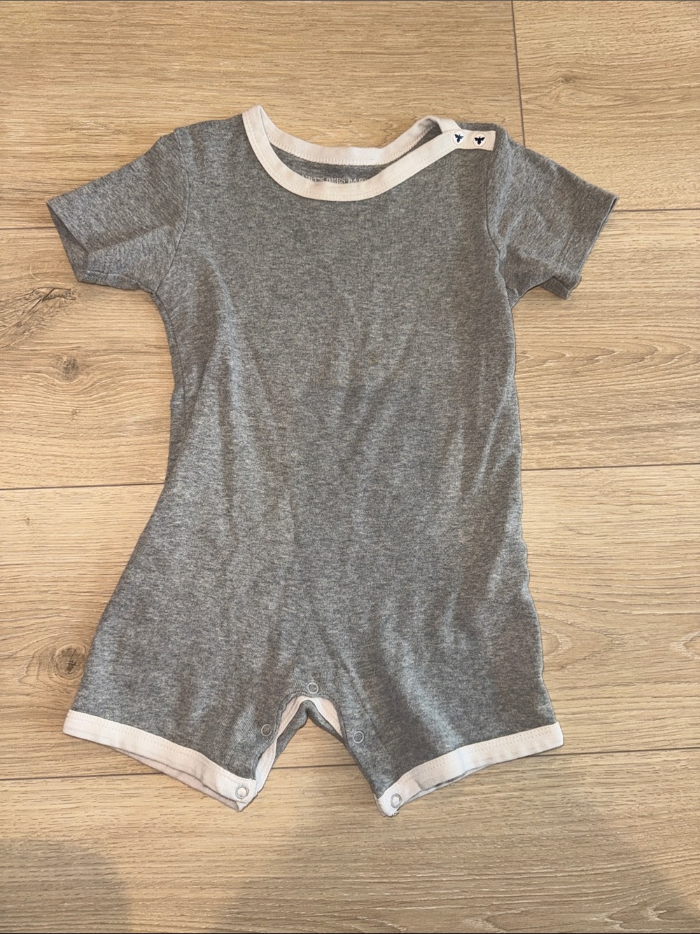 Heather Gray Short-Sleeve Baby One-Piece with White Trim